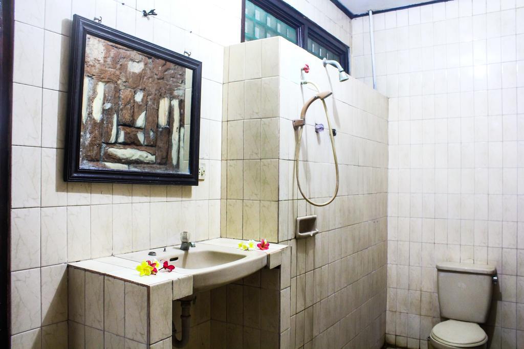 Berlian Inn Kuta  Bagian luar foto