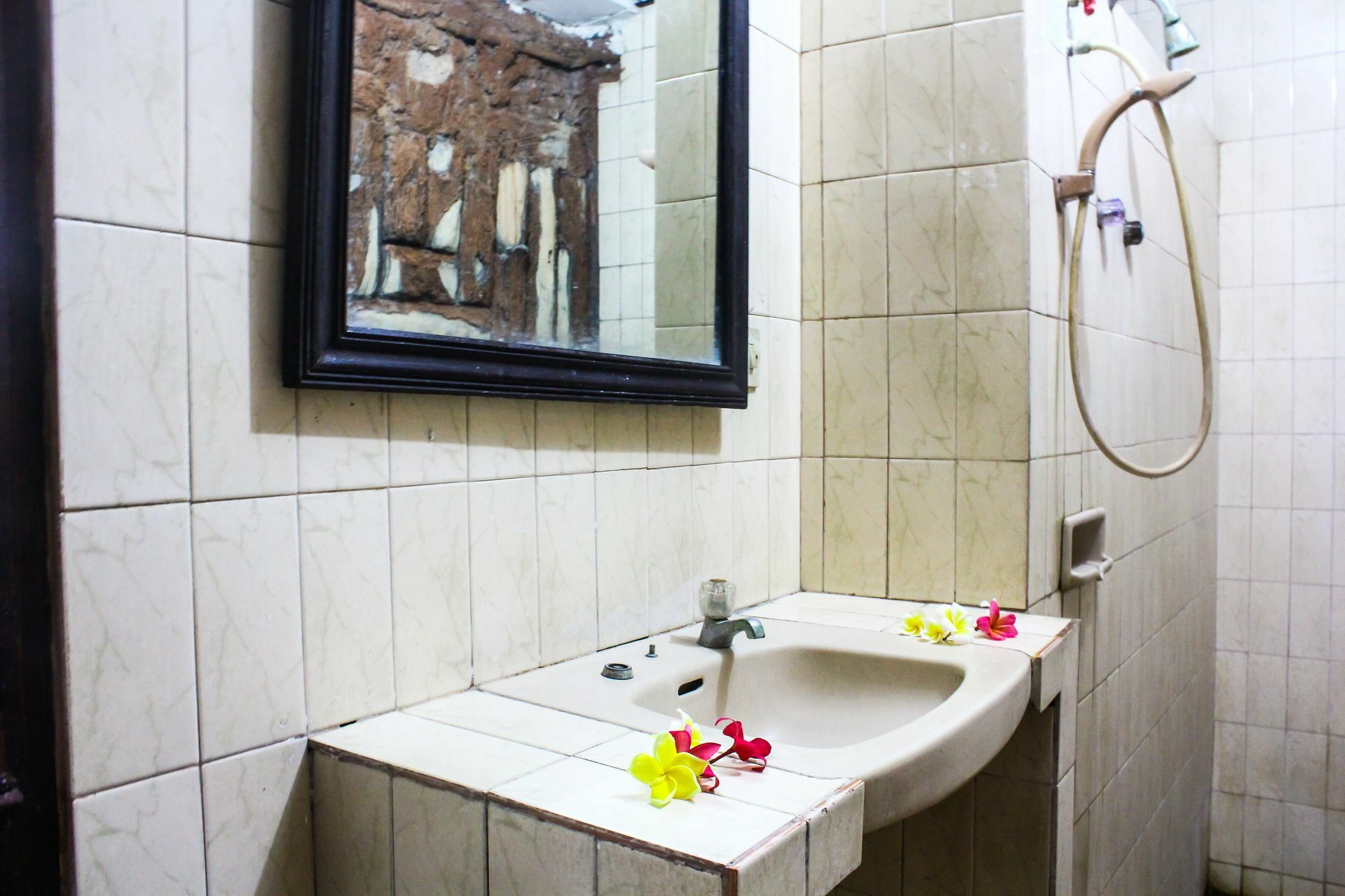 Berlian Inn Kuta  Bagian luar foto